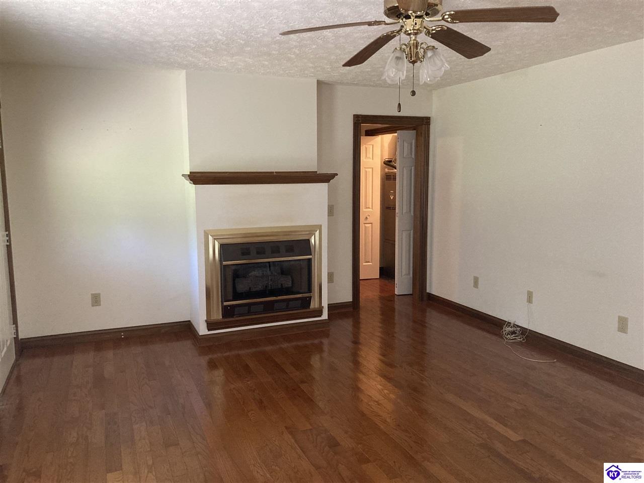 277 Collins Drive Elizabethtown, KY 42701 #2