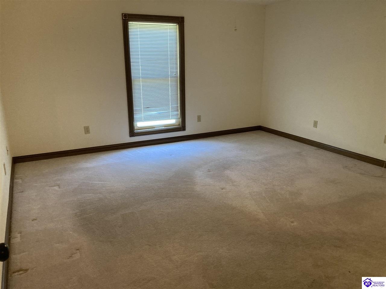 277 Collins Drive Elizabethtown, KY 42701 #4