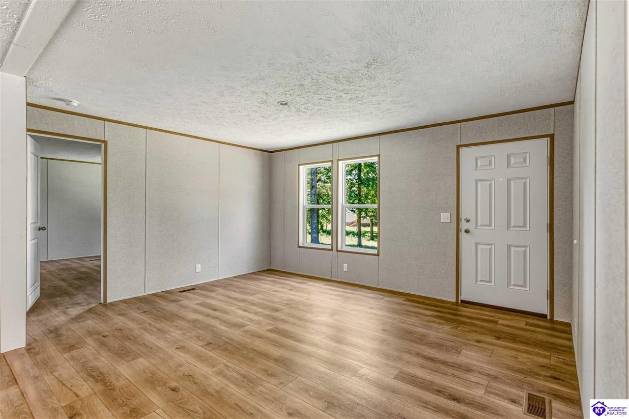 360 Timberline Drive Vine Grove, KY 40175 #2