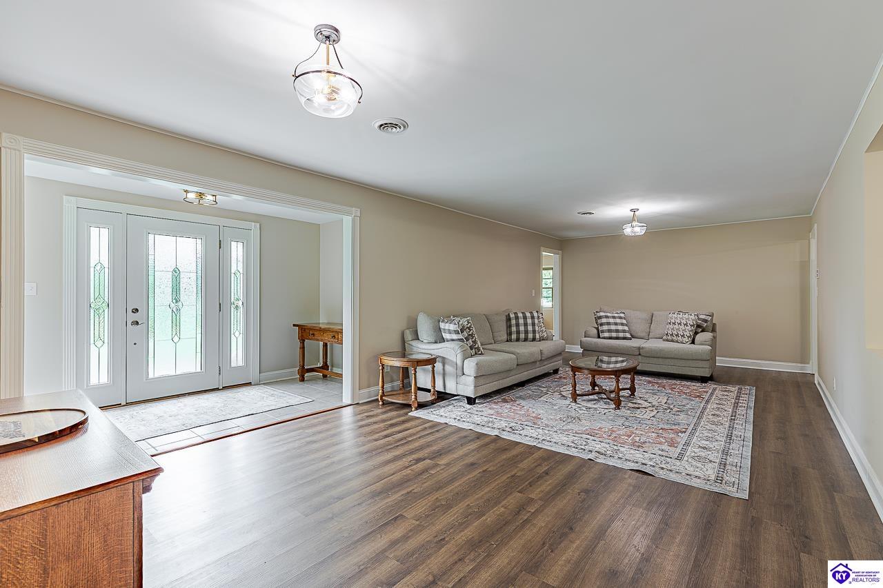 696 Pine Valley Drive Elizabethtown, KY 42701 #2