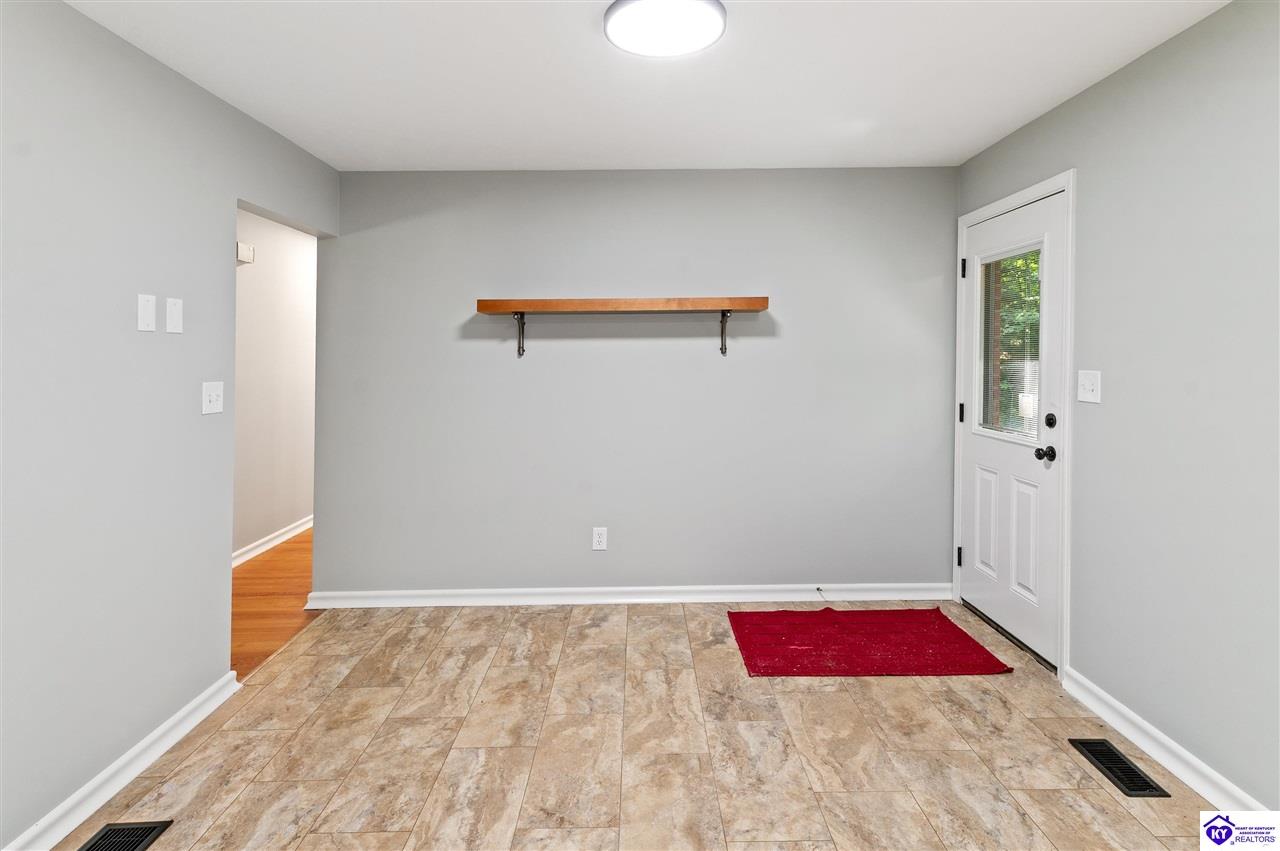 225 Rams Run Rd Shepherdsville, KY 40165 #3