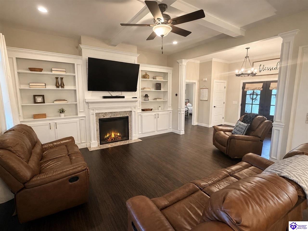 110 Brookside Court Elizabethtown, KY 42701 #4