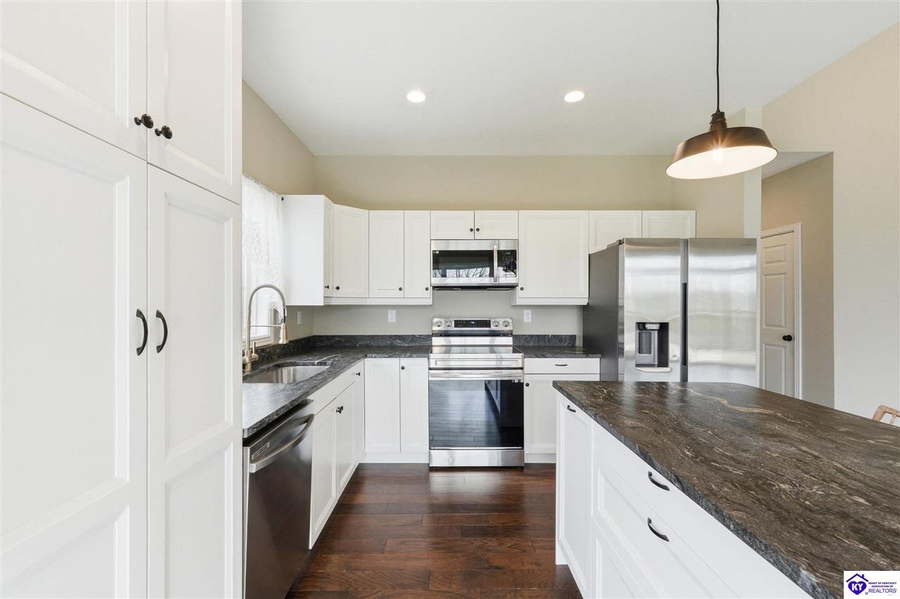 502 Langley Trace Elizabethtown, KY 42701 #3