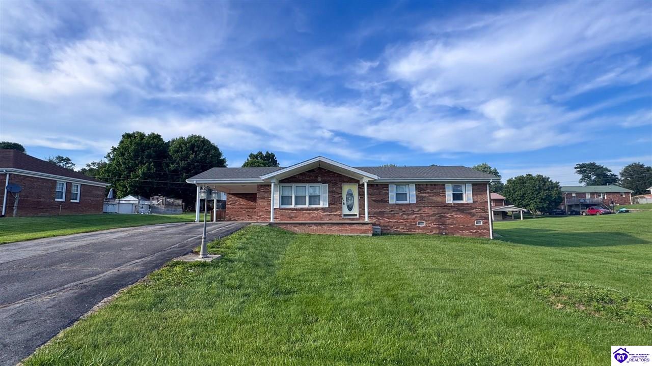 106 Woodson DriveGreensburg,&nbsp;KY&nbsp;42743