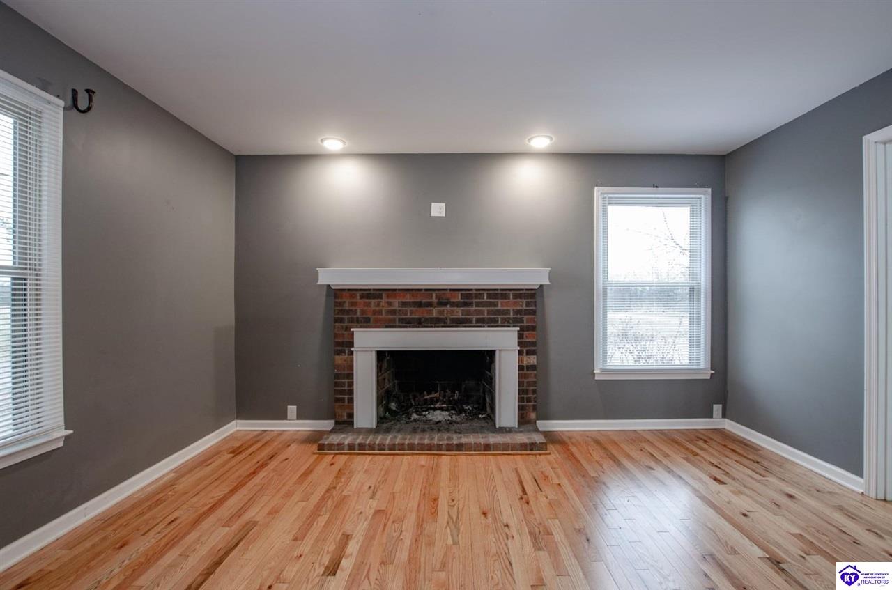 4015 Bardstown Road Elizabethtown, KY 42701 #4