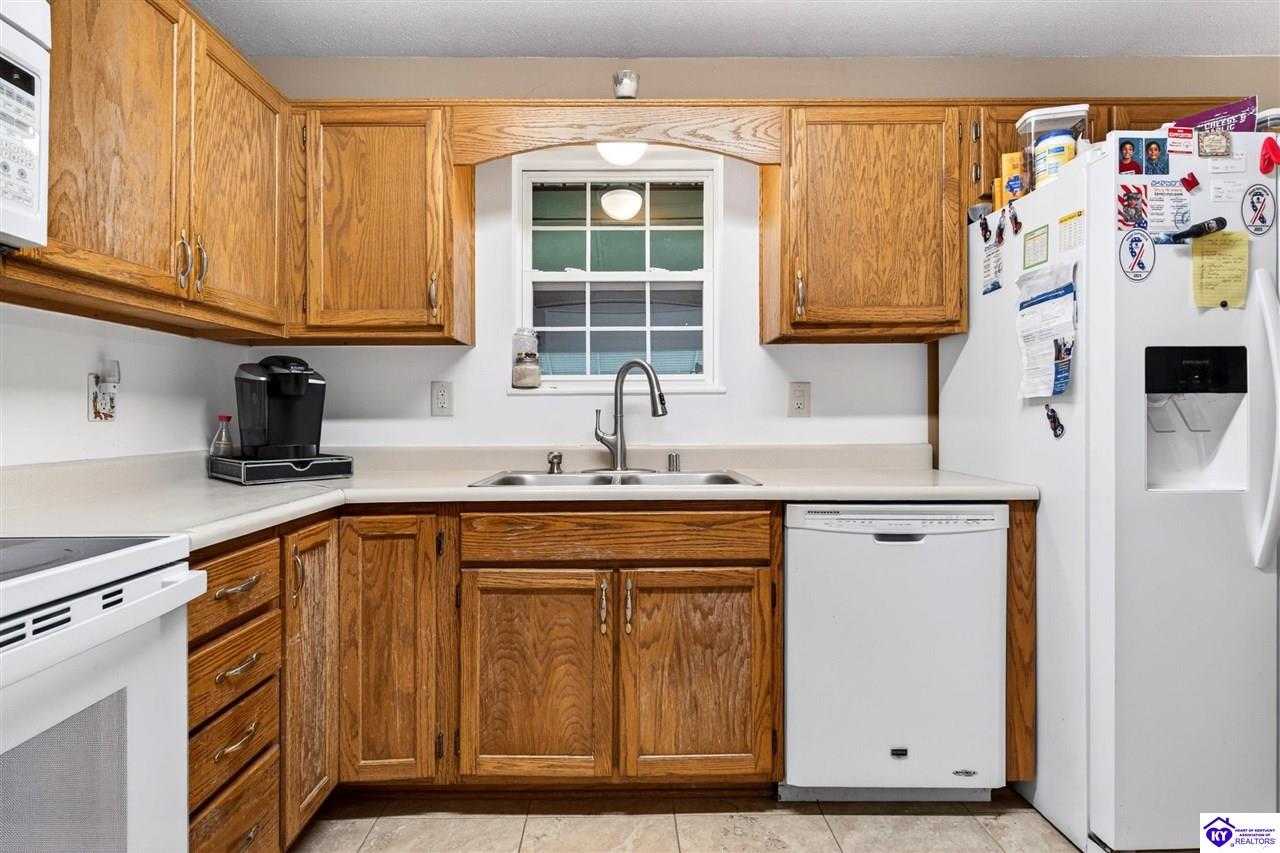 1305 Williamsburg Drive Elizabethtown, KY 42701 #2