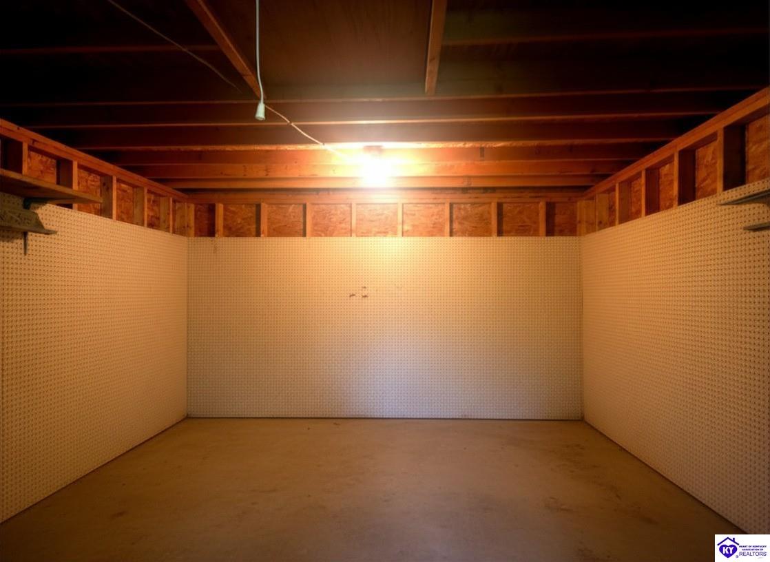 205 W Chestnut Street Leitchfield, KY 42754 #2