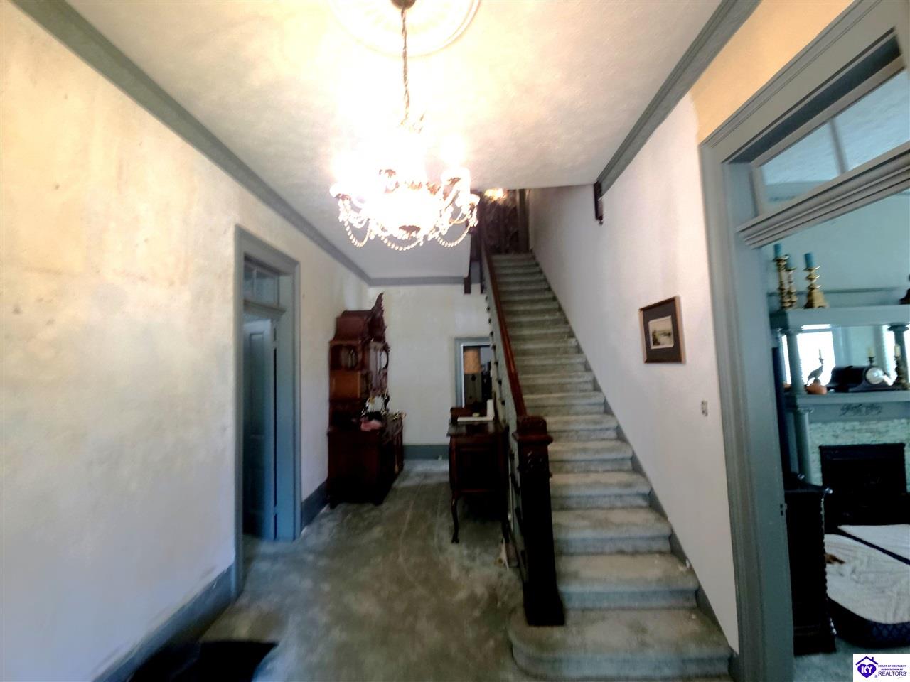 205 W Chestnut Street Leitchfield, KY 42754 #3