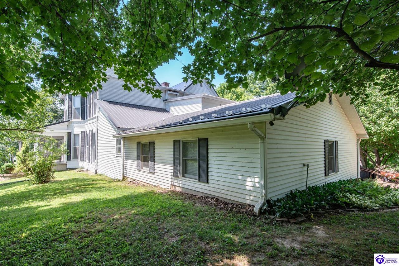 205 W Chestnut Street Leitchfield, KY 42754 #4