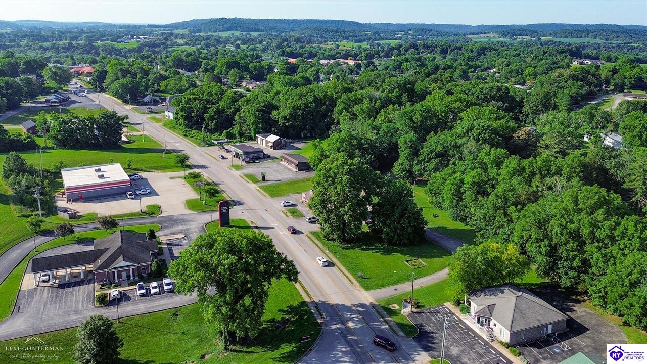 659 Main Street Munfordville, KY 42765 #1