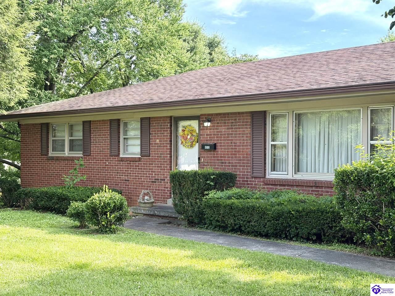 612 Cherrywood DriveElizabethtown,&nbsp;KY&nbsp;42701