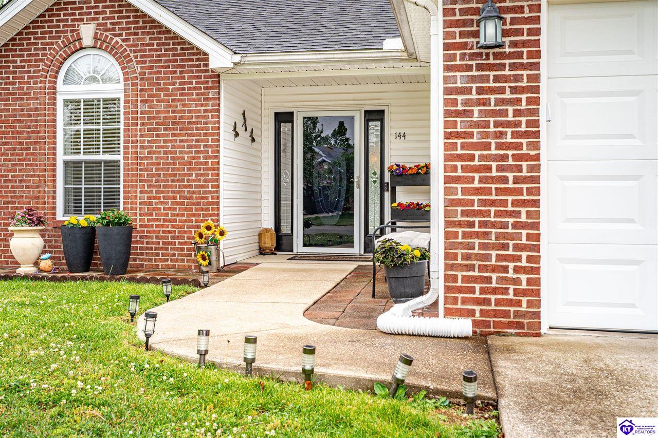 144 Applewood Lane Elizabethtown, KY 42701 #1