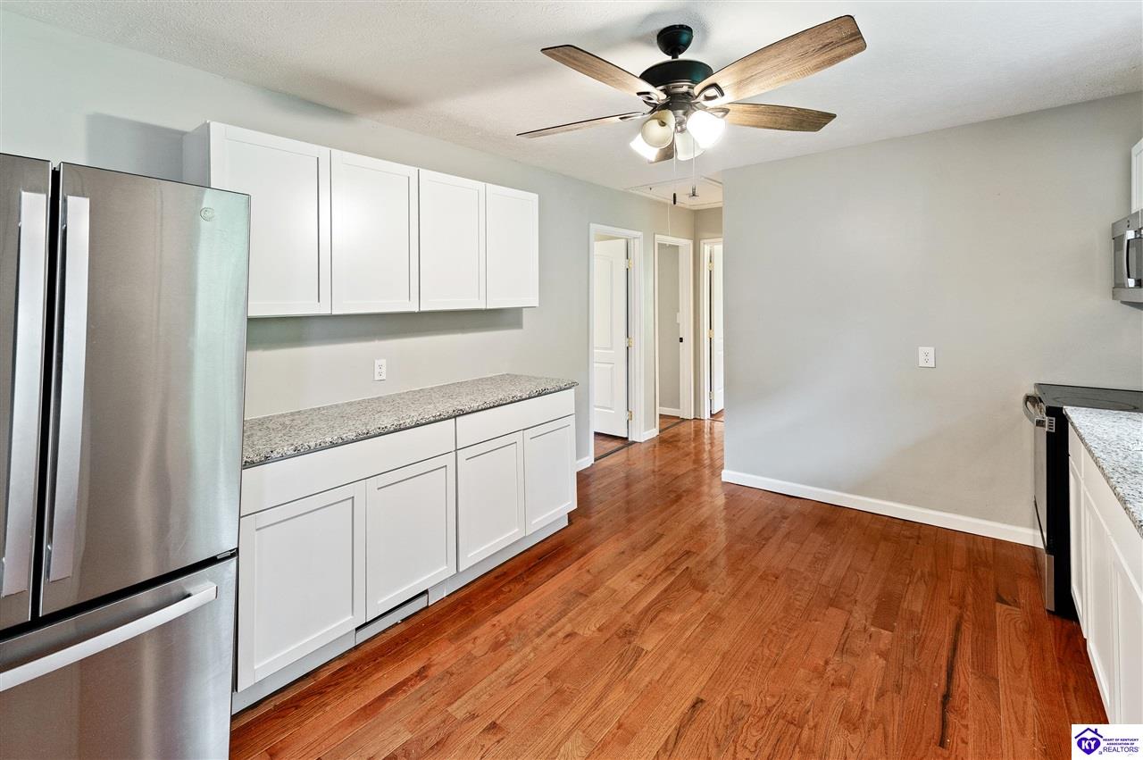 1829 Martin Hill Road Shepherdsville, KY 40165 #4