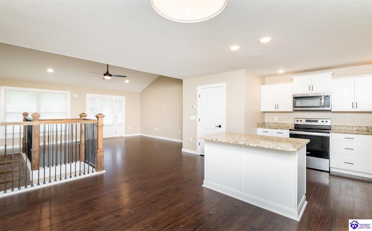 369 Meadowview Drive Elizabethtown, KY 42701 #3