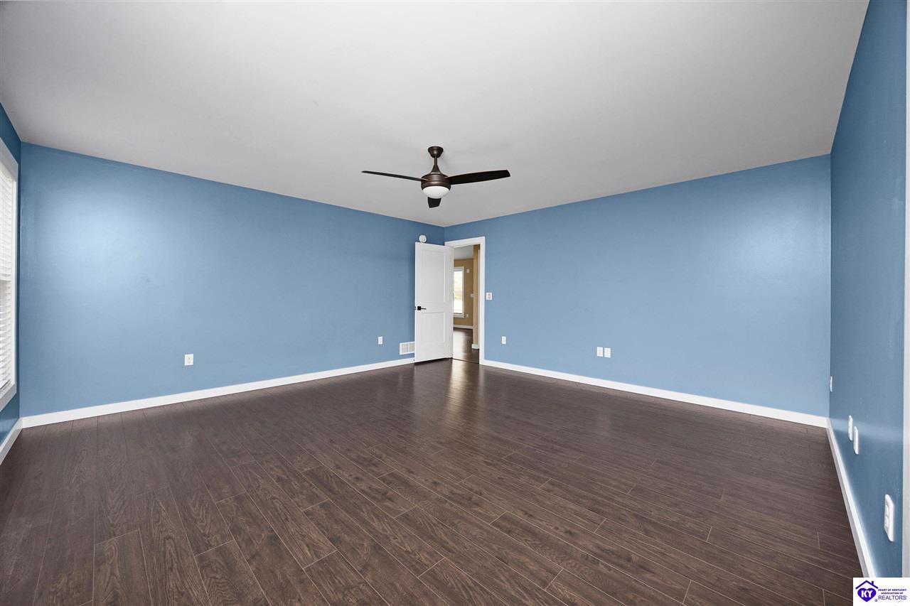 369 Meadowview Drive Elizabethtown, KY 42701 #4