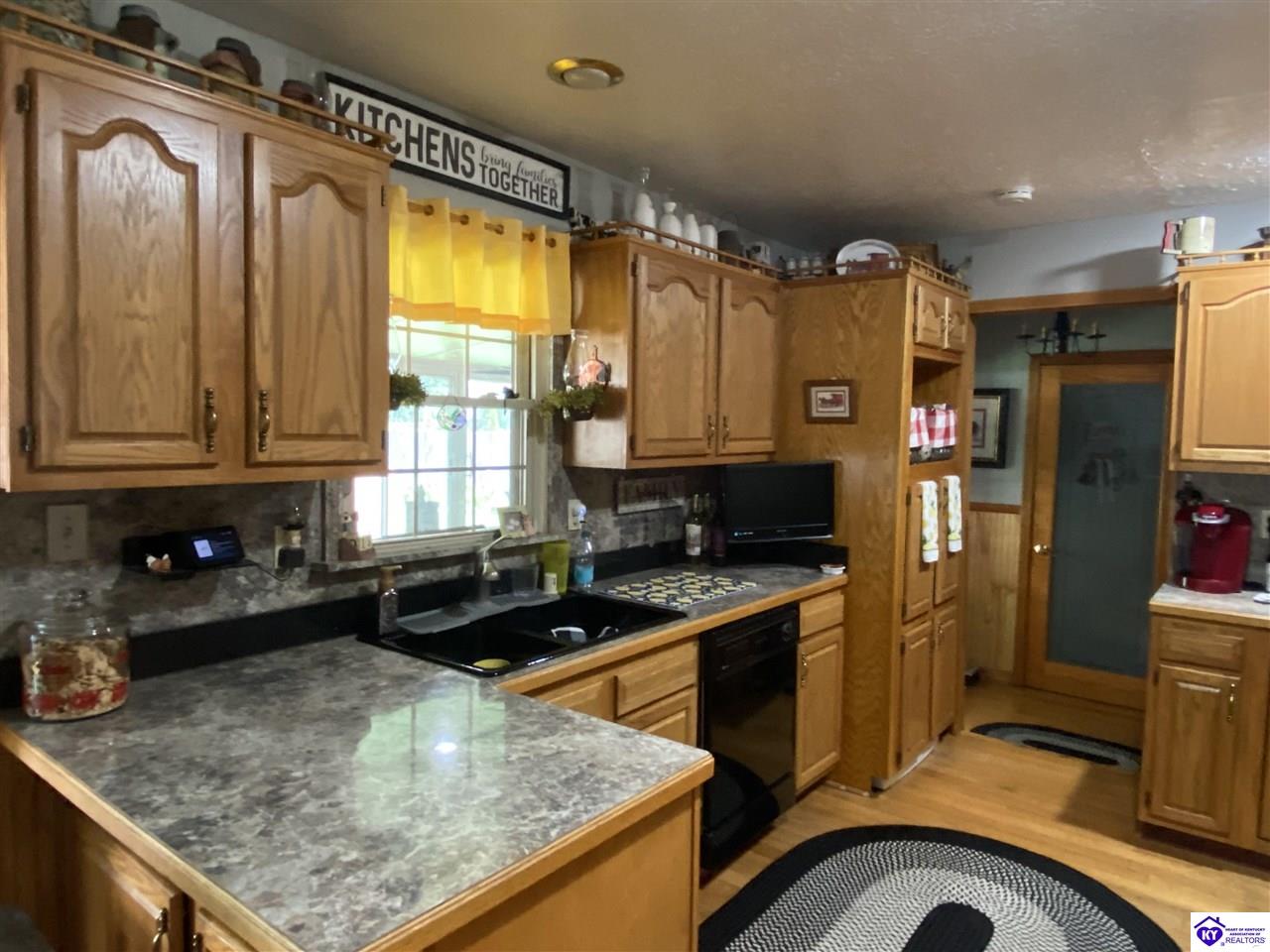 9512 Shoshone Way Louisville, KY 40258 #4