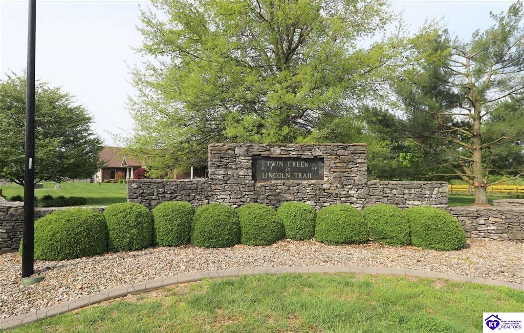 Lot 82 Pebble Beach CourtVine Grove,&nbsp;KY&nbsp;40175