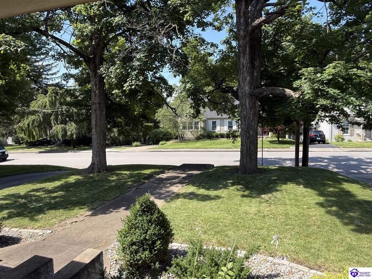 223 W Poplar Street Elizabethtown, KY 42701 #1