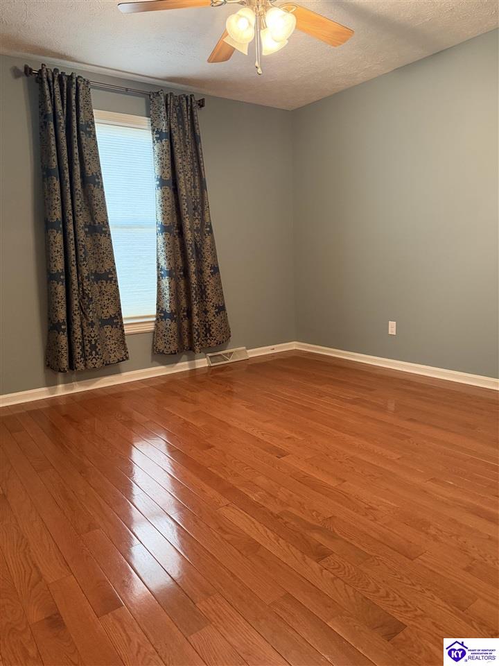 340 Beechwood Drive Campbellsville, KY 42718 #2