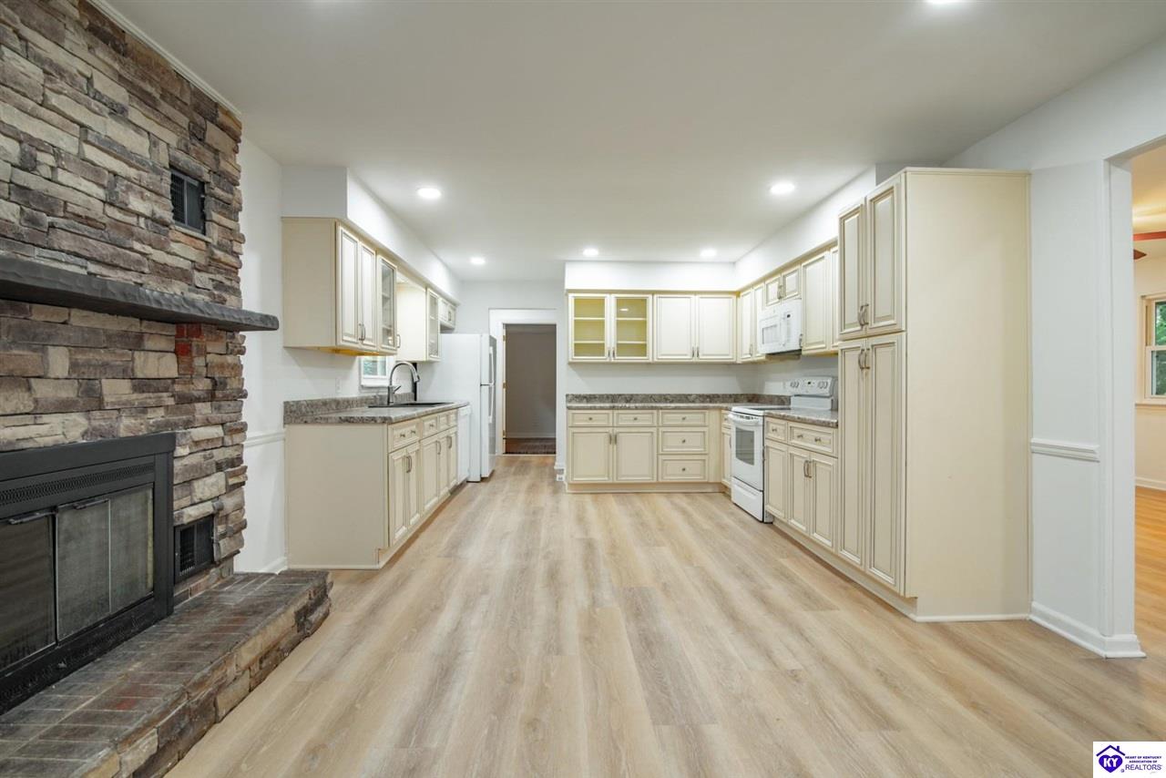 149 NW Barbara Circle Elizabethtown, KY 40175 #2