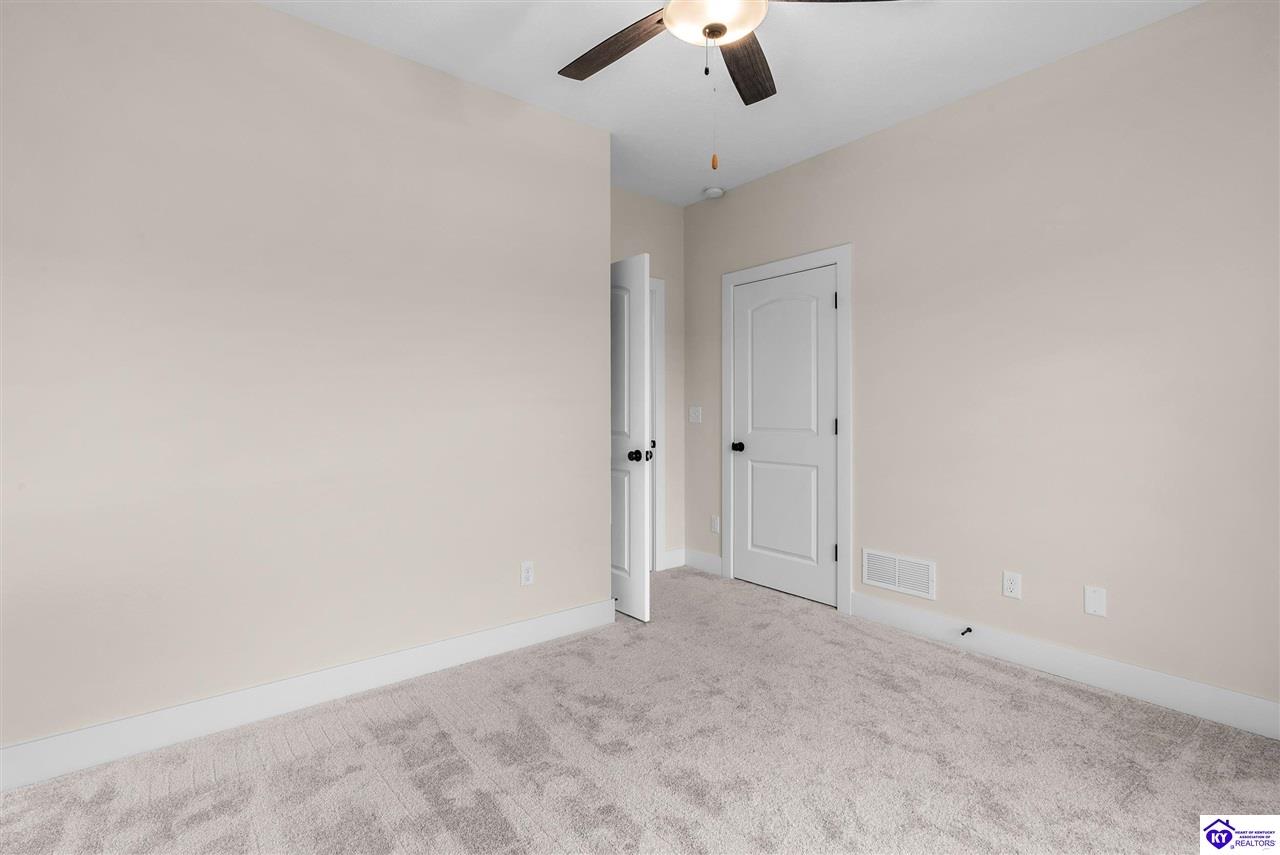 505 Ashwood Avenue Elizabethtown, KY 42701 #4