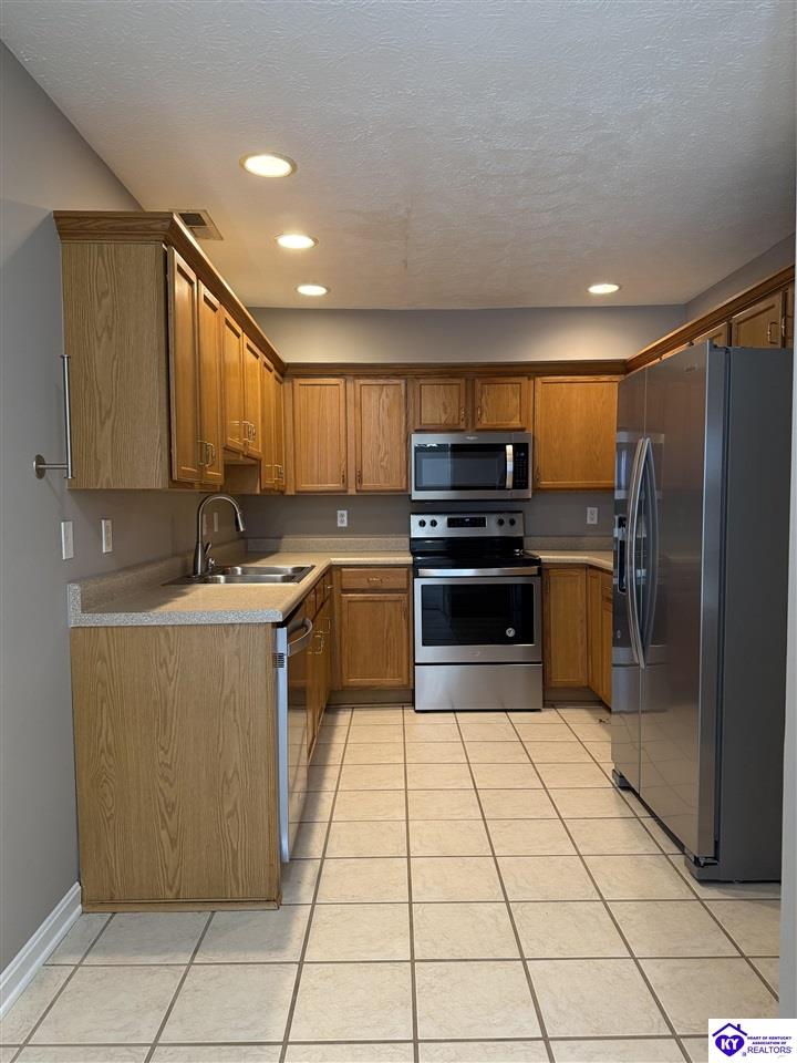 114 Cortland Court Elizabethtown, KY 42701 #3