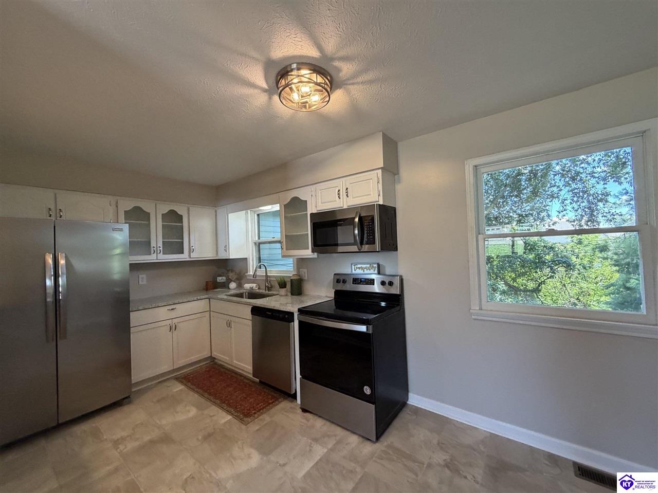 421 Franklin Avenue Elizabethtown, KY 42701 #3