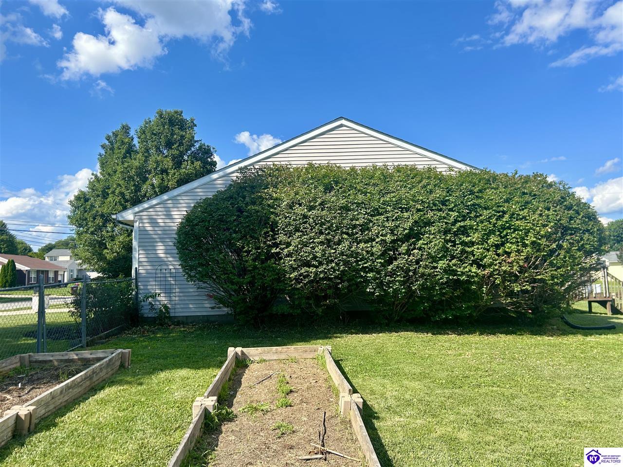 1304 Williamsburg Drive Elizabethtown, KY 42701 #2