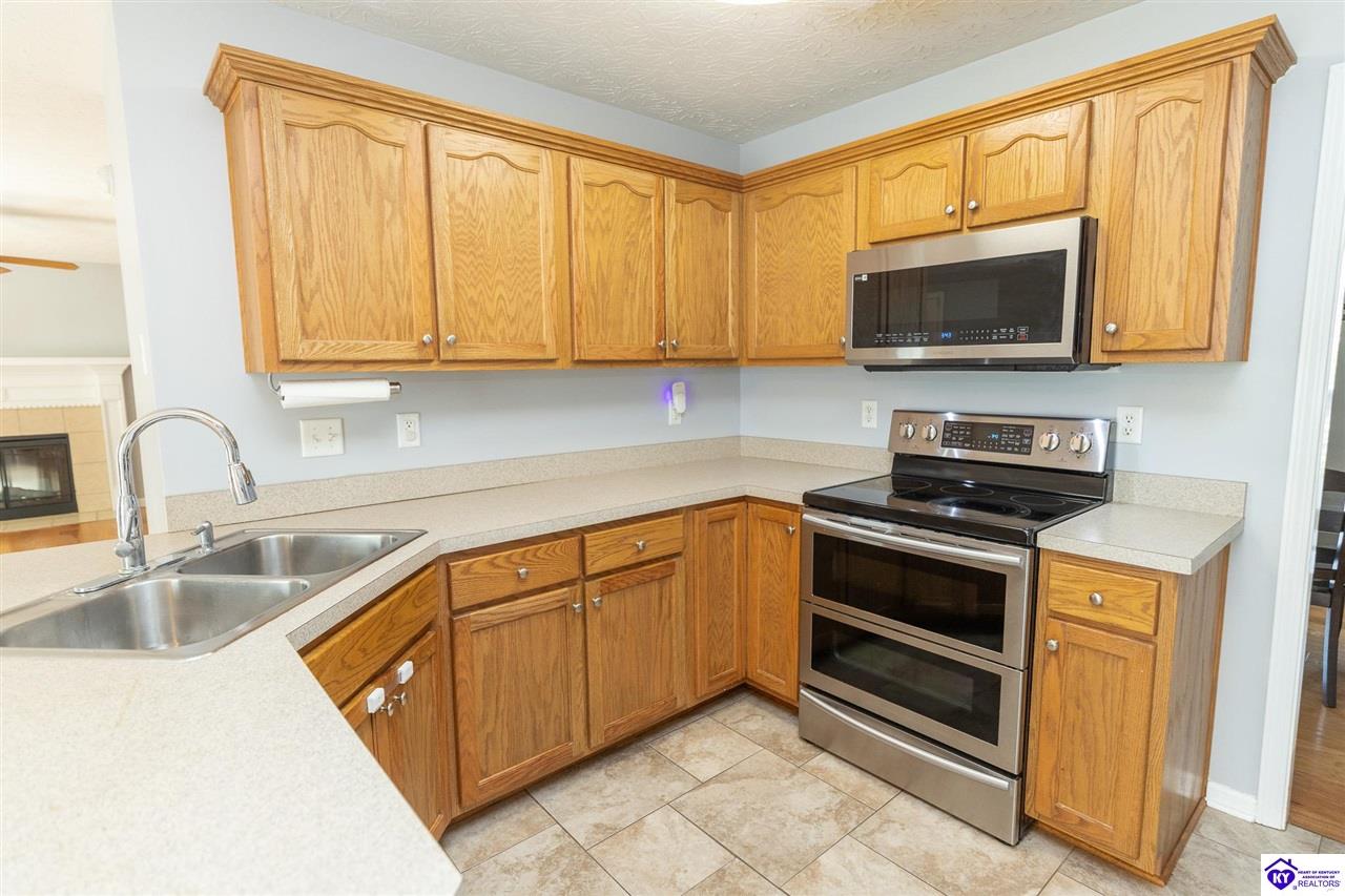 418 Jey Drive Elizabethtown, KY 42701 #4