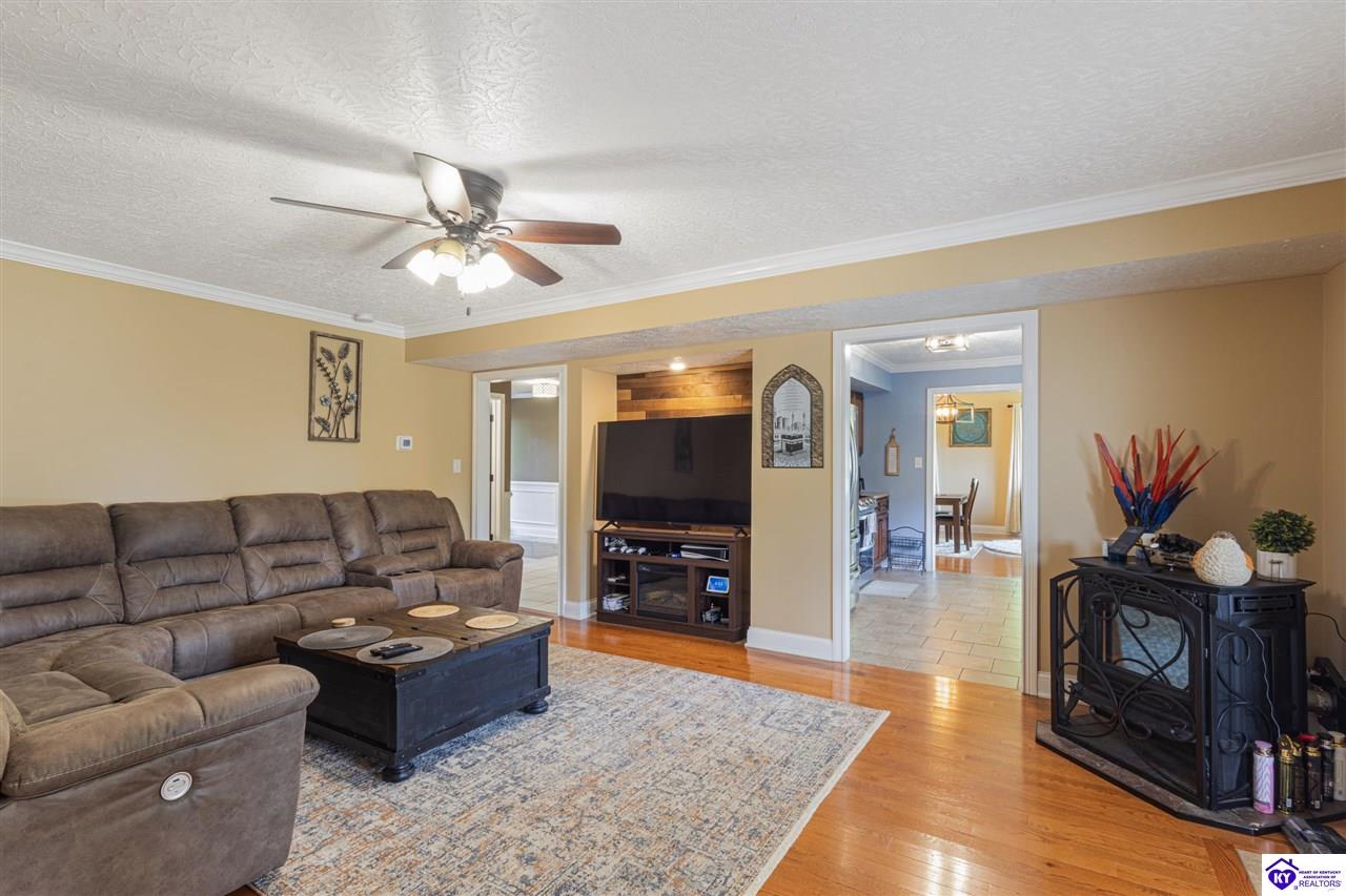 200 Carey Lane Elizabethtown, KY 42701 #4