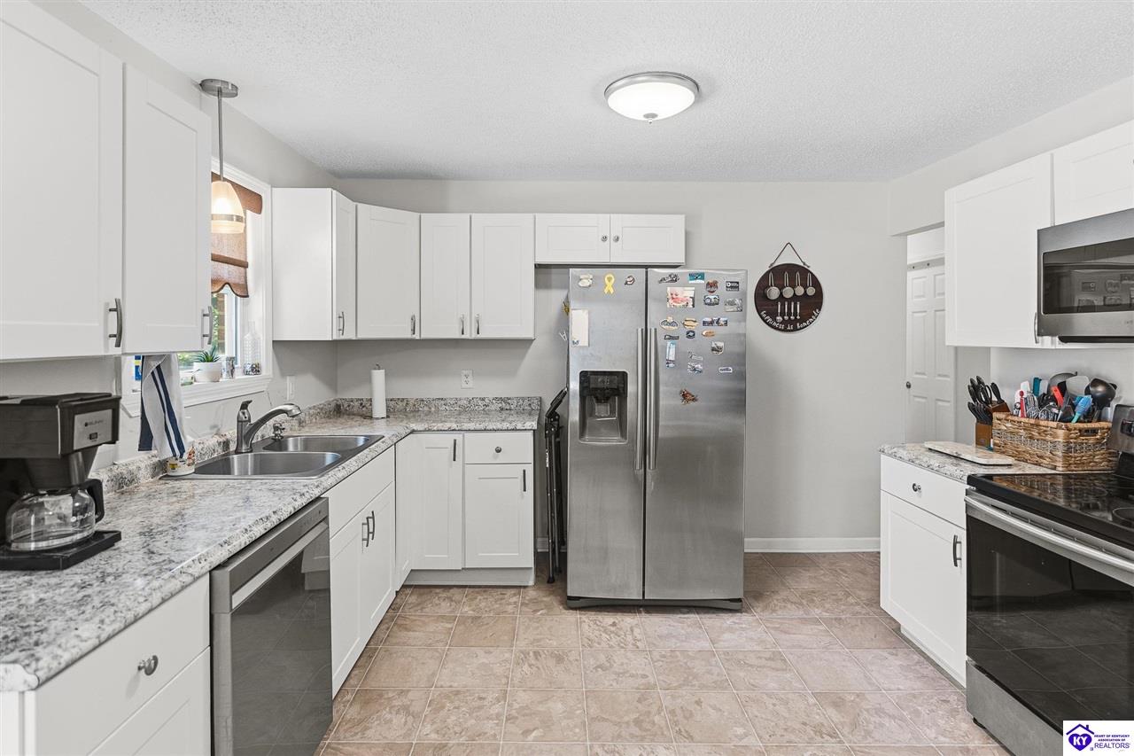 1153 Lee Street Radcliff, KY 40160 #2