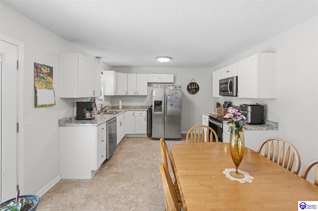 1153 Lee Street Radcliff, KY 40160 #3