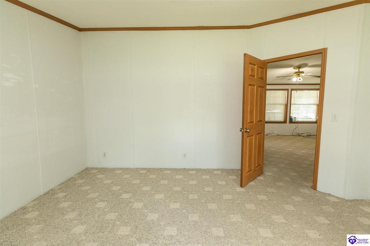 109 Carriage Way Elizabethtown, KY 42701 #4