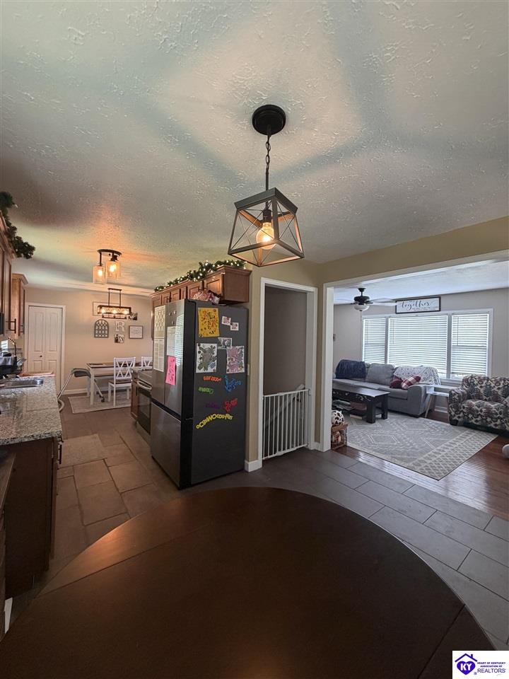 149 N Deepwood Drive Radcliff, KY 40160 #3