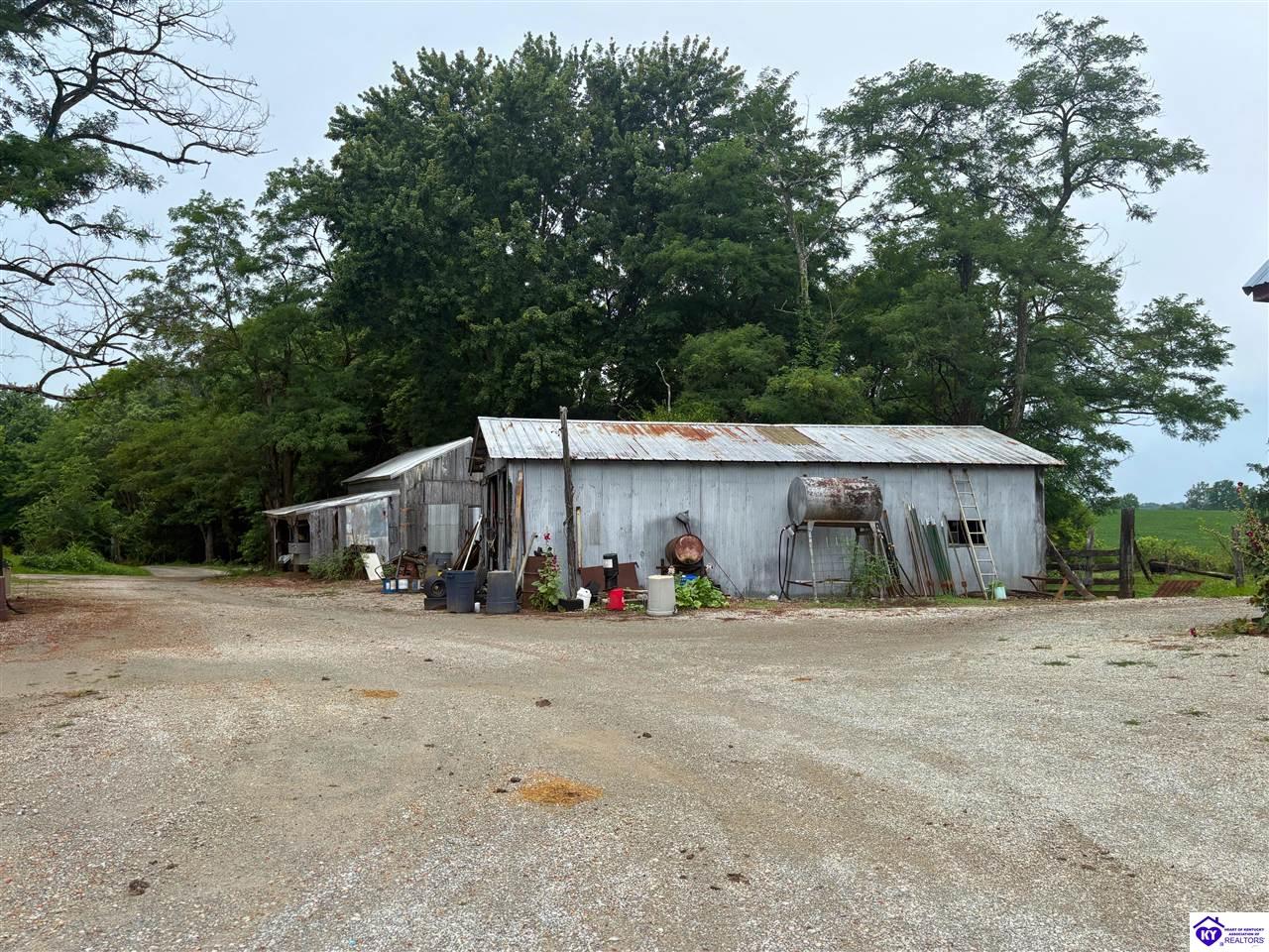 2330 New Shepherdsville Road Bardstown, KY 40004 #4