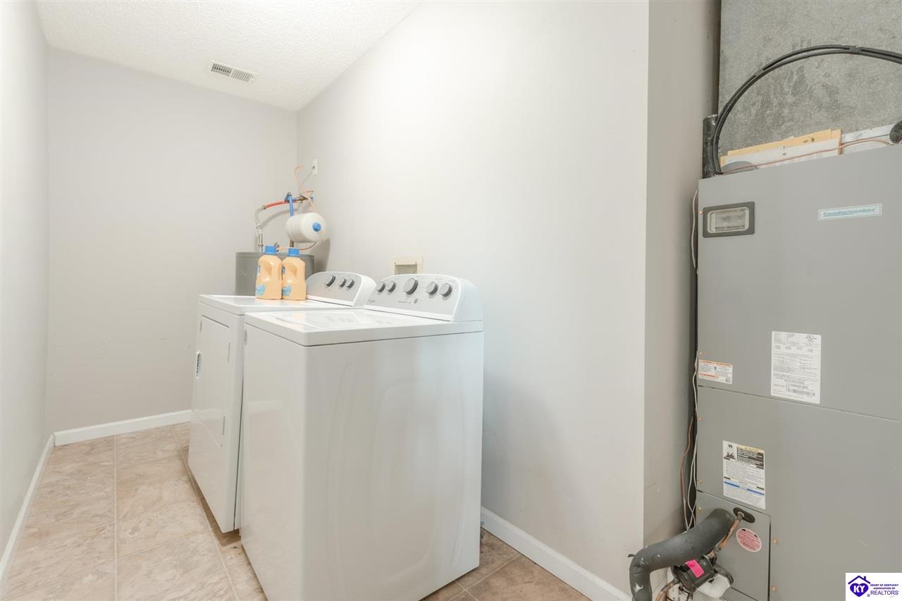 100 Lake Drive Vine Grove, KY 40175 #2