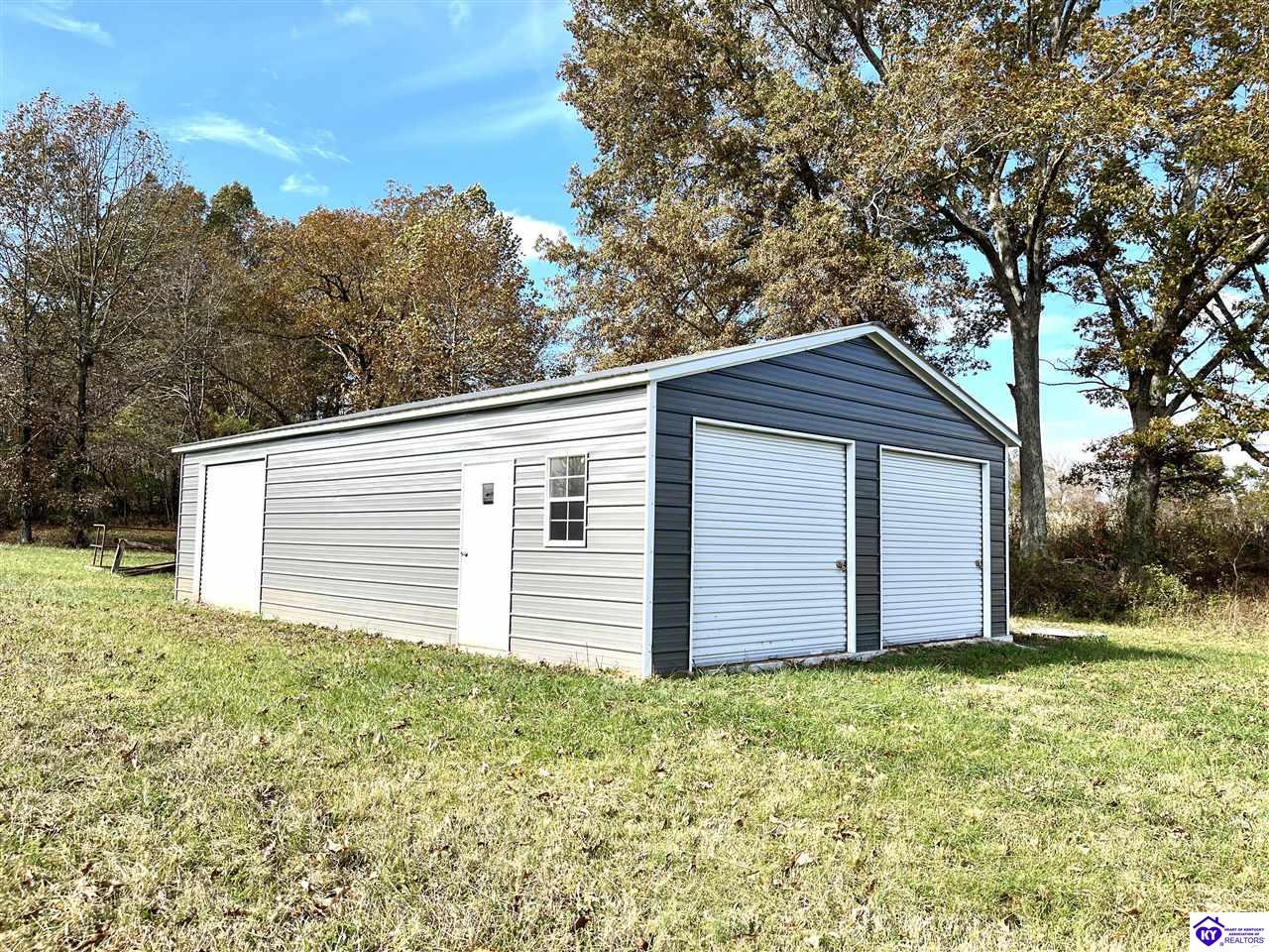 1652 Webb Mill RoadEastview,&nbsp;KY&nbsp;42732