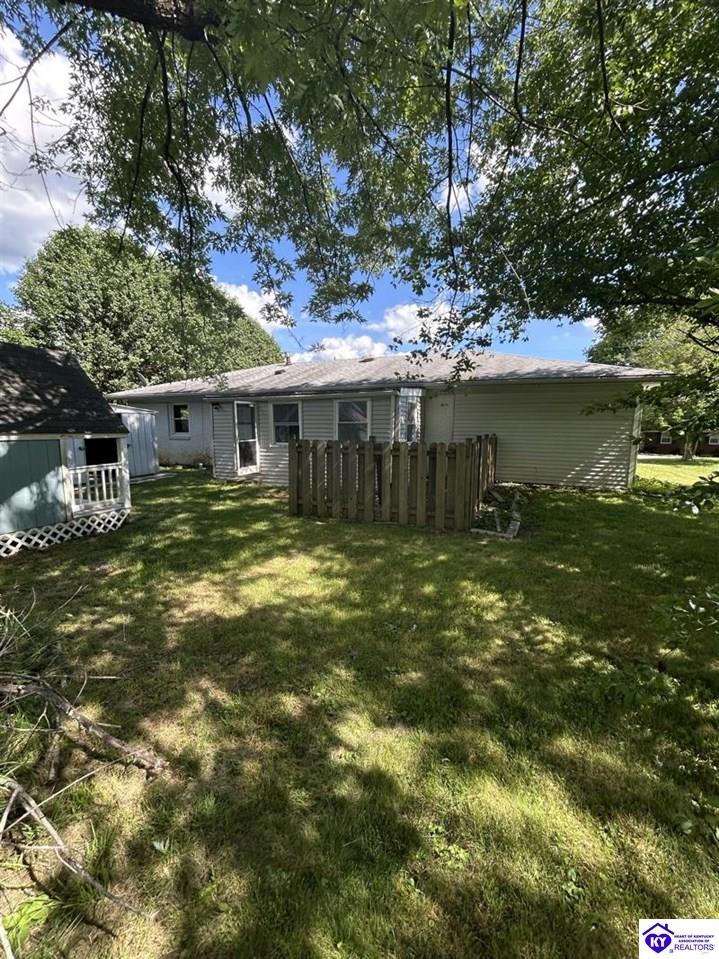 609 Pike Street Elizabethtown, KY 42701 #3