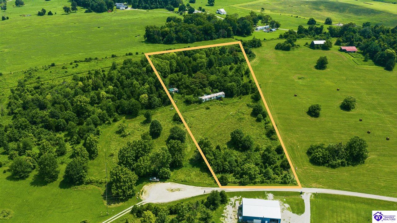 560 Pleasant Valley LaneIrvington,&nbsp;KY&nbsp;40108