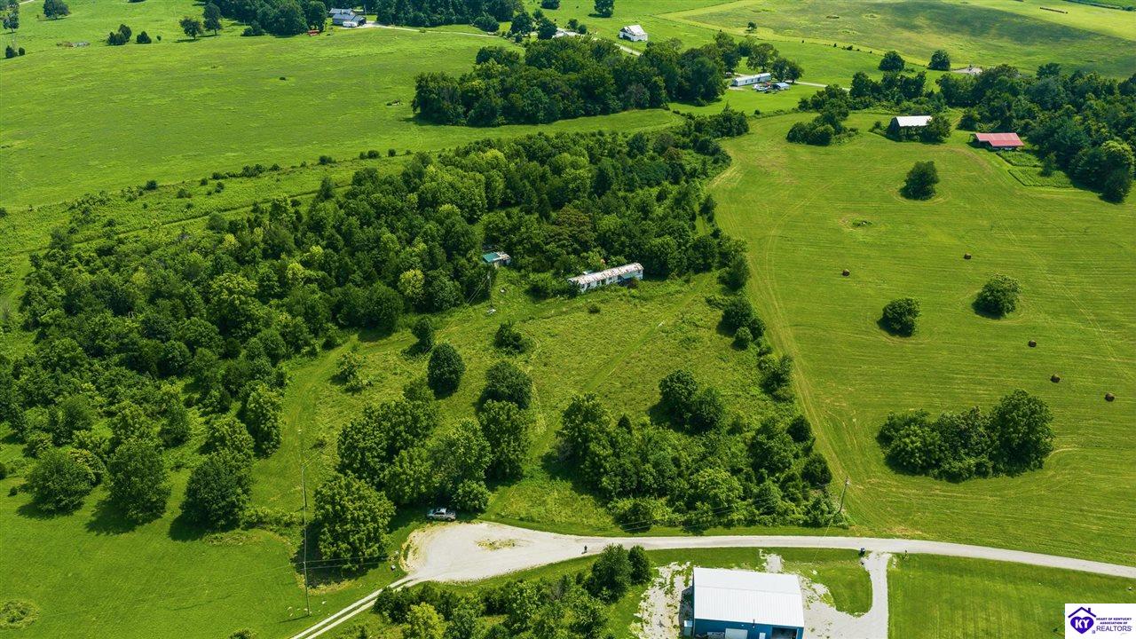 560 Pleasant Valley Lane Irvington, KY 40108 #1