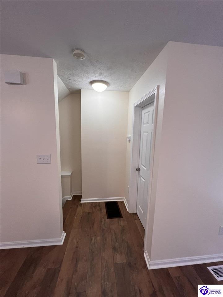 219 Henry Street Elizabethtown, KY 42701 #4