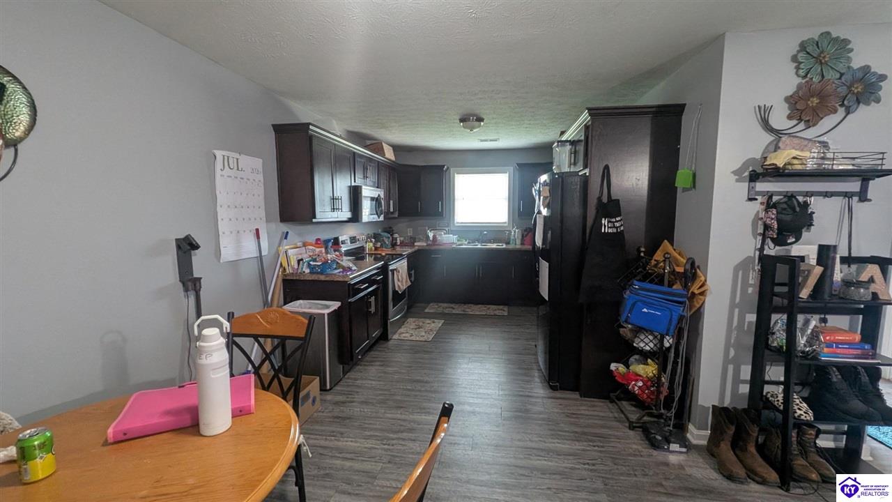 135 Wood Lane Hodgenville, KY 42748 #2