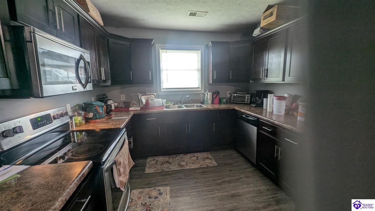 135 Wood Lane Hodgenville, KY 42748 #3