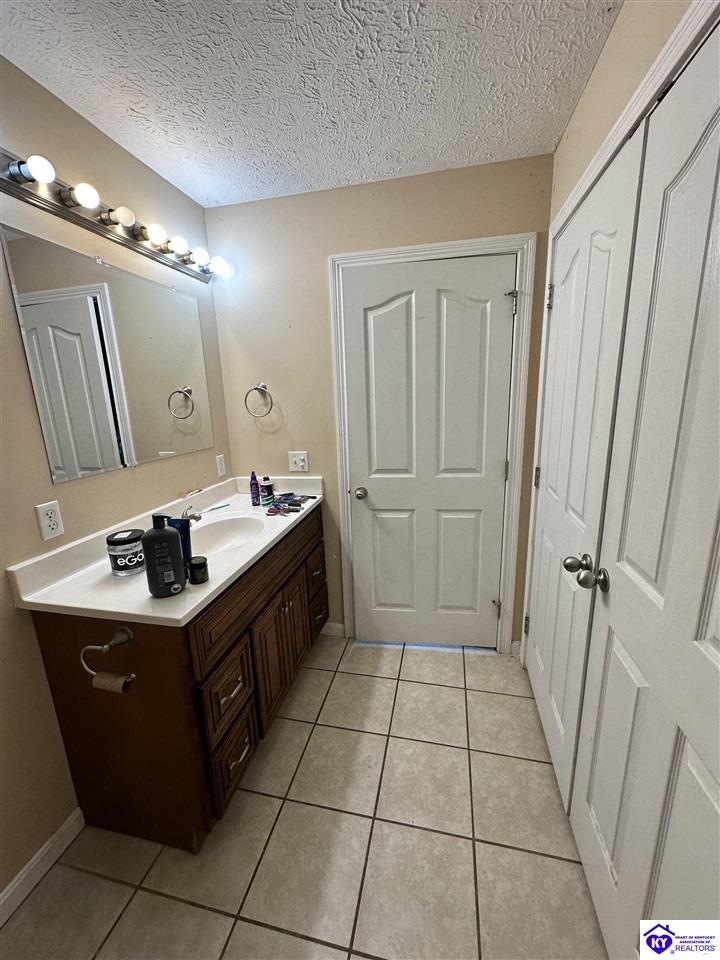 132 Wood Lane Hodgenville, KY 42748 #3