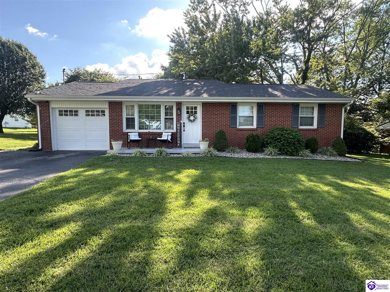 803 N Hoskins AvenueCampbellsville,&nbsp;KY&nbsp;42718