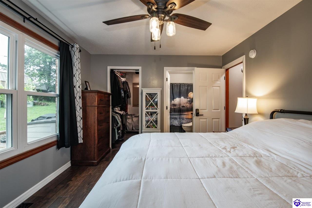 589 Charlemagne Boulevard Elizabethtown, KY 42701 #4