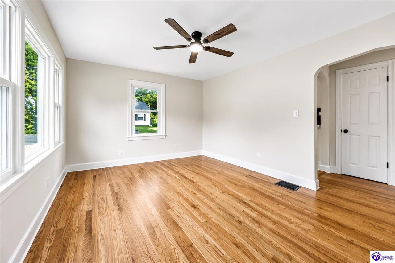 116 James Street Elizabethtown, KY 42701 #3