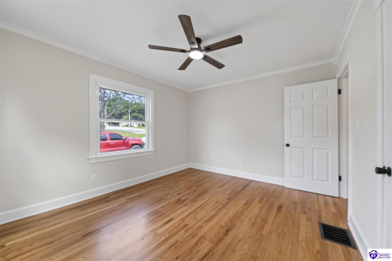 116 James Street Elizabethtown, KY 42701 #4