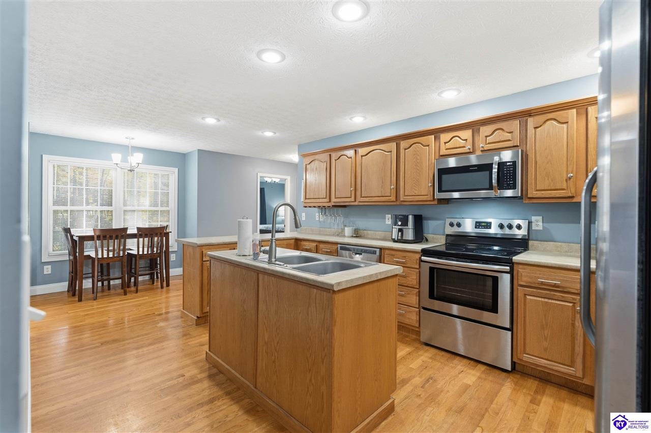 310 Catbird Road Brandenburg, KY 40108 #3