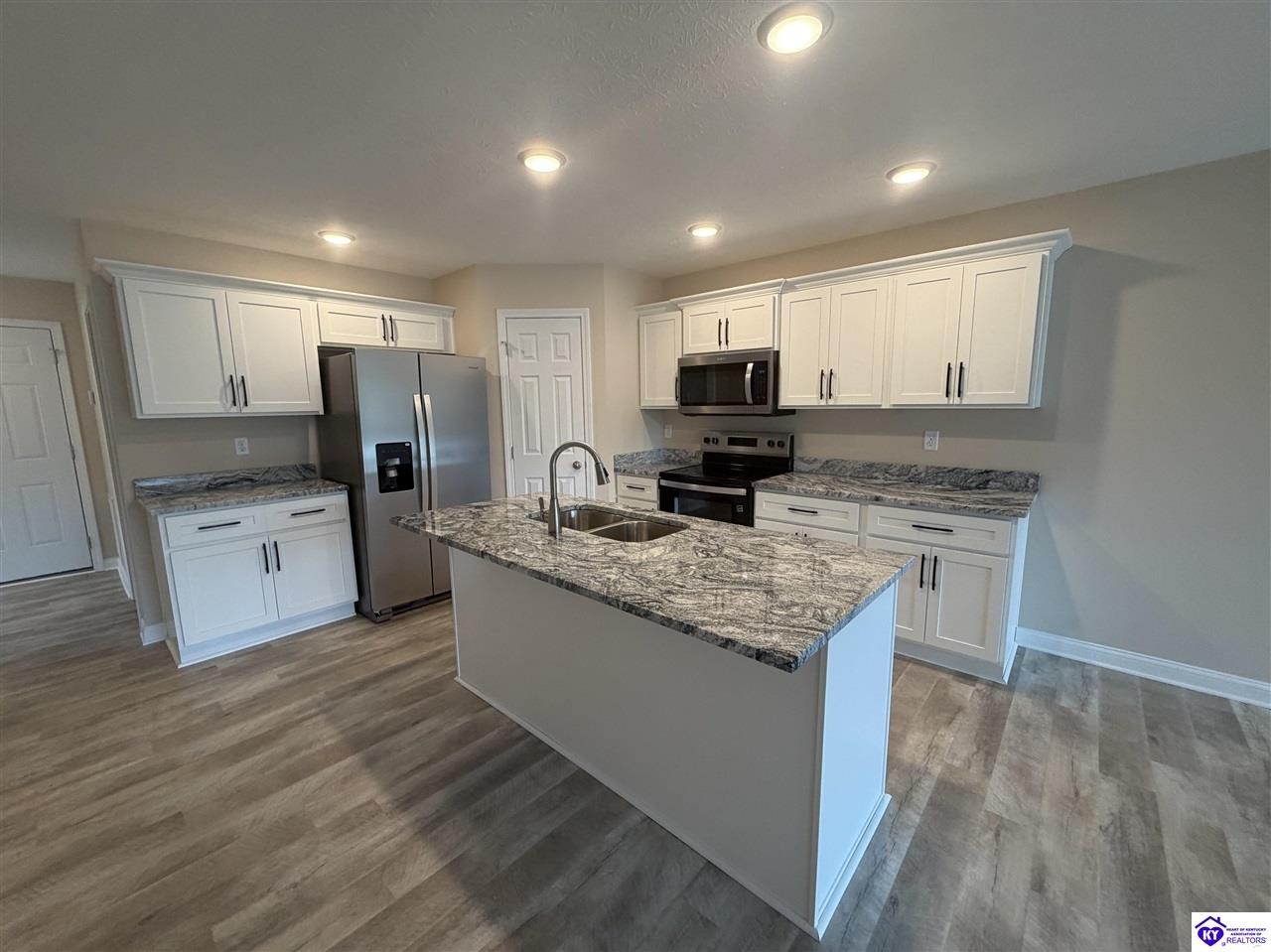 338 Breckinridge Circle Vine Grove, KY 40175 #1